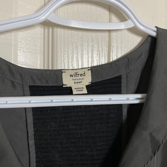 Brand New Wilfred 100% Silk Dress in Size 8 - Picture 2 of 6